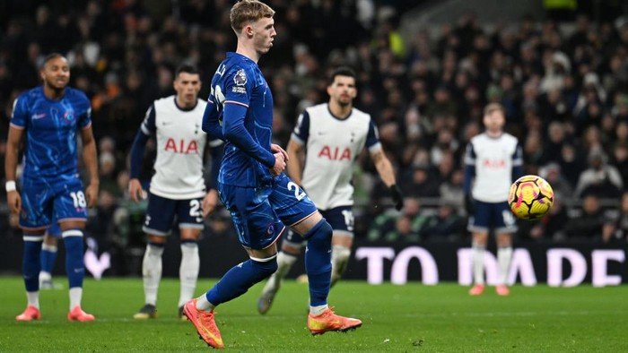 Comeback Dramatis Chelsea, Bungkam Tottenham 4-3 di Laga Sengit