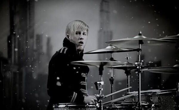 Mantan Drummer My Chemical Romance, Bob Bryar, Meninggal Dunia di Usia 44 Tahun