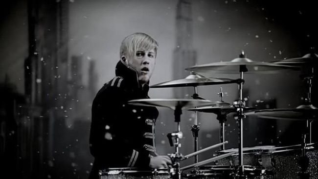 Mantan Drummer My Chemical Romance, Bob Bryar, Meninggal Dunia di Usia 44 Tahun