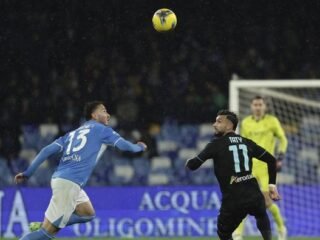 Napoli Takluk di Kandang Sendiri, Lazio Curi Tiga Poin Penting